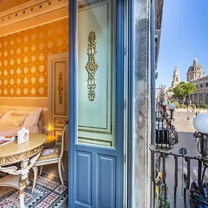 palazzo-marletta-house-hotel.catania-hotels.net/